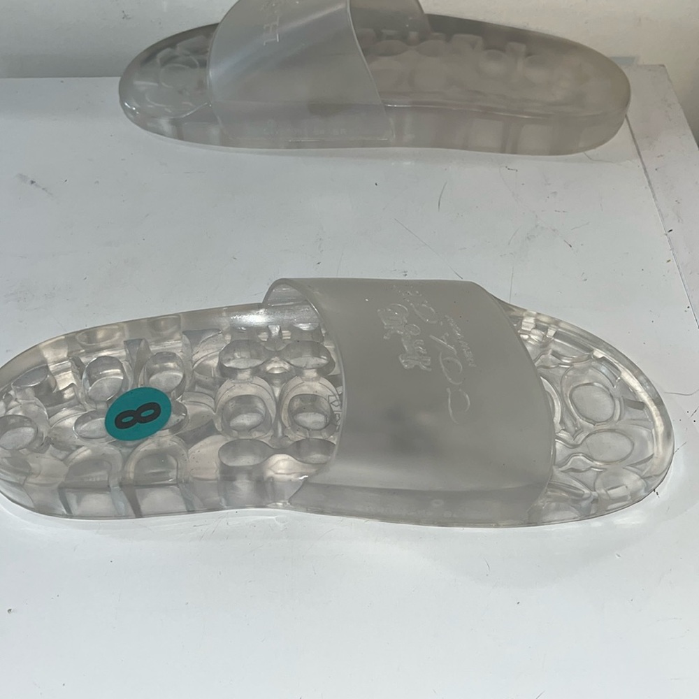 NWOT COACH ULYSSA LOGO FLATS POOL SLIDS CLEAR SIZE 8 - Picture 5 of 9